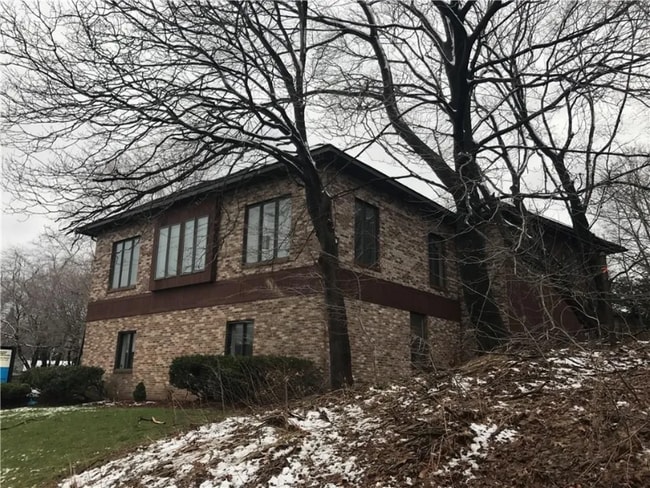 Foto del edificio - 241 Norris Dr