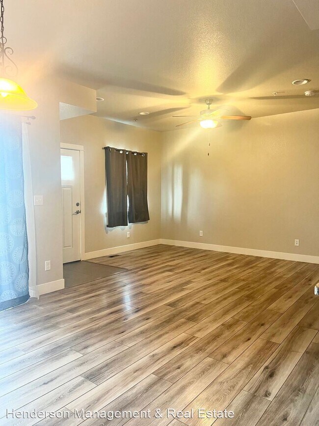 Building Photo - 2 br, 2.5 bath House - 4115 Crittenton Lan...