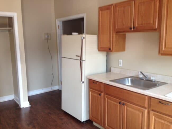 Photo - 1901 W 8th St Apartment