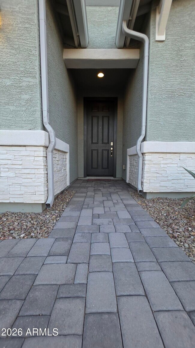 Foto del edificio - 21668 N Belt Dr