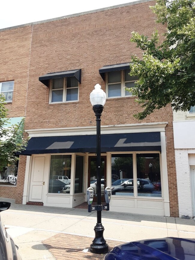 Building Photo - 738 Massachusetts St