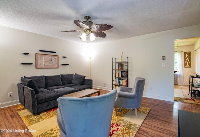 Foto del edificio - 119 E French St