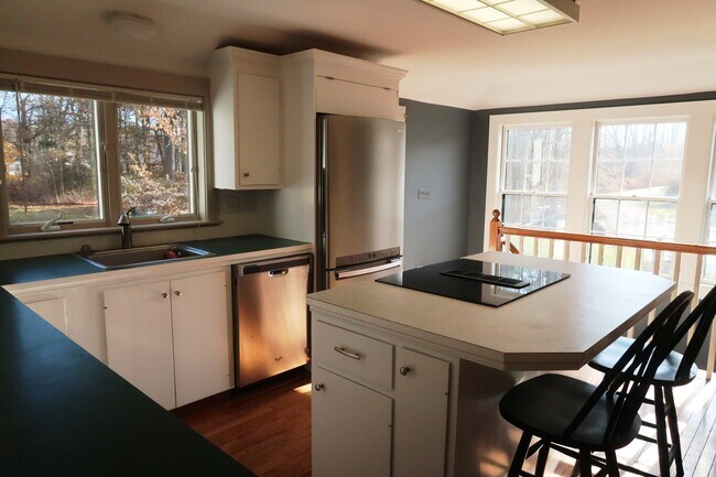 Foto del edificio - 31 Long Sands Rd