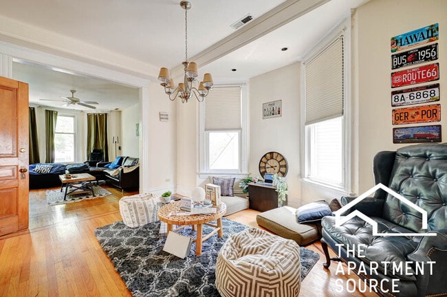 Building Photo - 1217 W George St