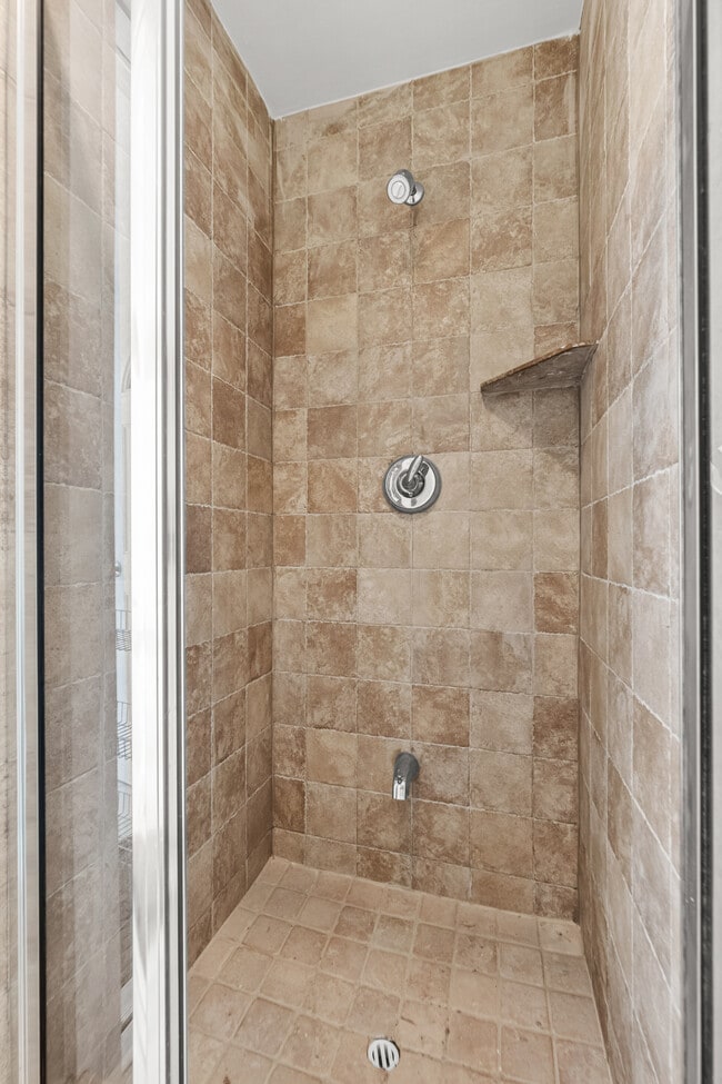 Outside Shower - 15 Sumner Ave