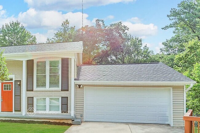 Building Photo - 4348 Carrollwood Dr