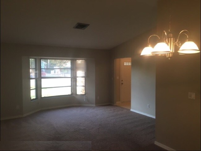 Building Photo - 6127 Gillot Blvd