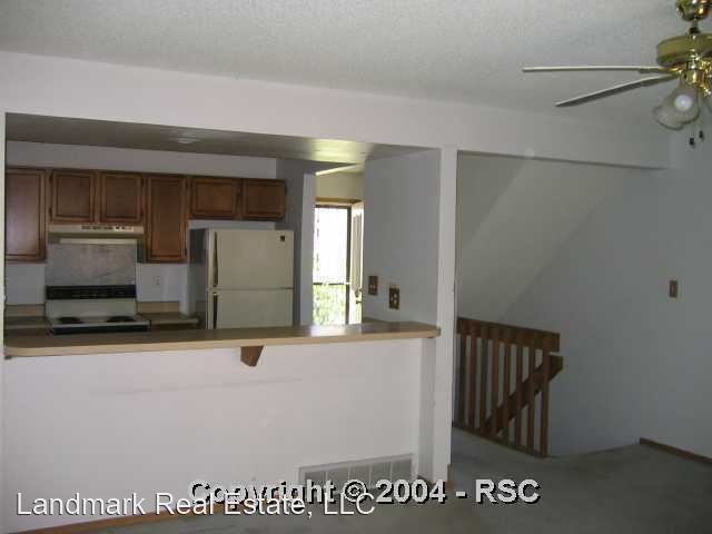 Building Photo - 2 br, 2.5 bath House - 2476 Lexington Vill...