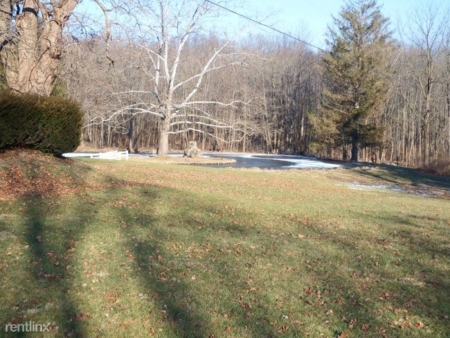 Building Photo - 4 br, 2 bath House - 631 Airport Rd