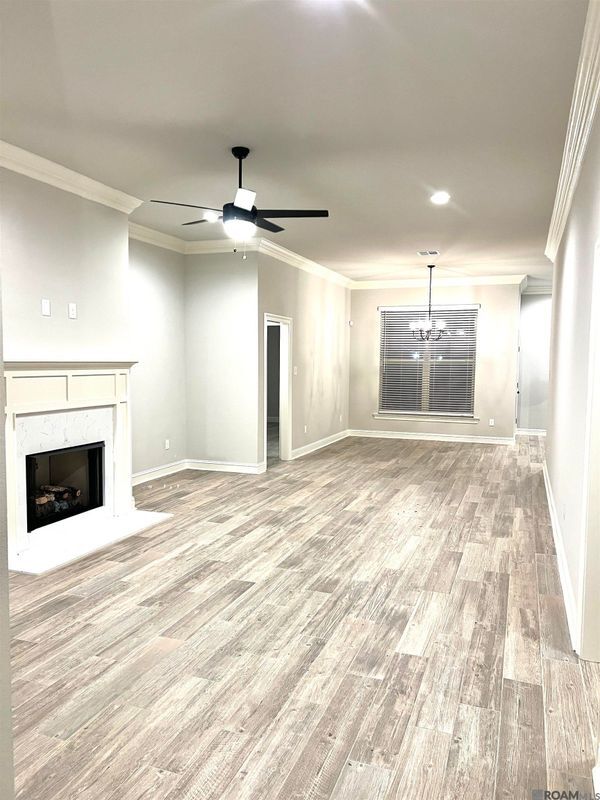 Foto del edificio - 39106 Harrier St