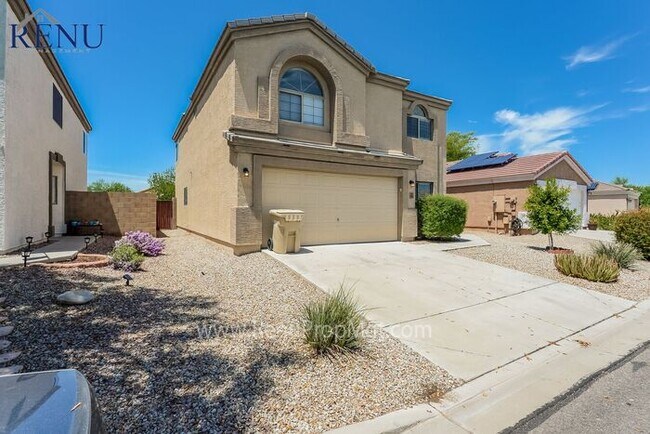 Building Photo - 50% Off First Month's Rent!  Available to ...