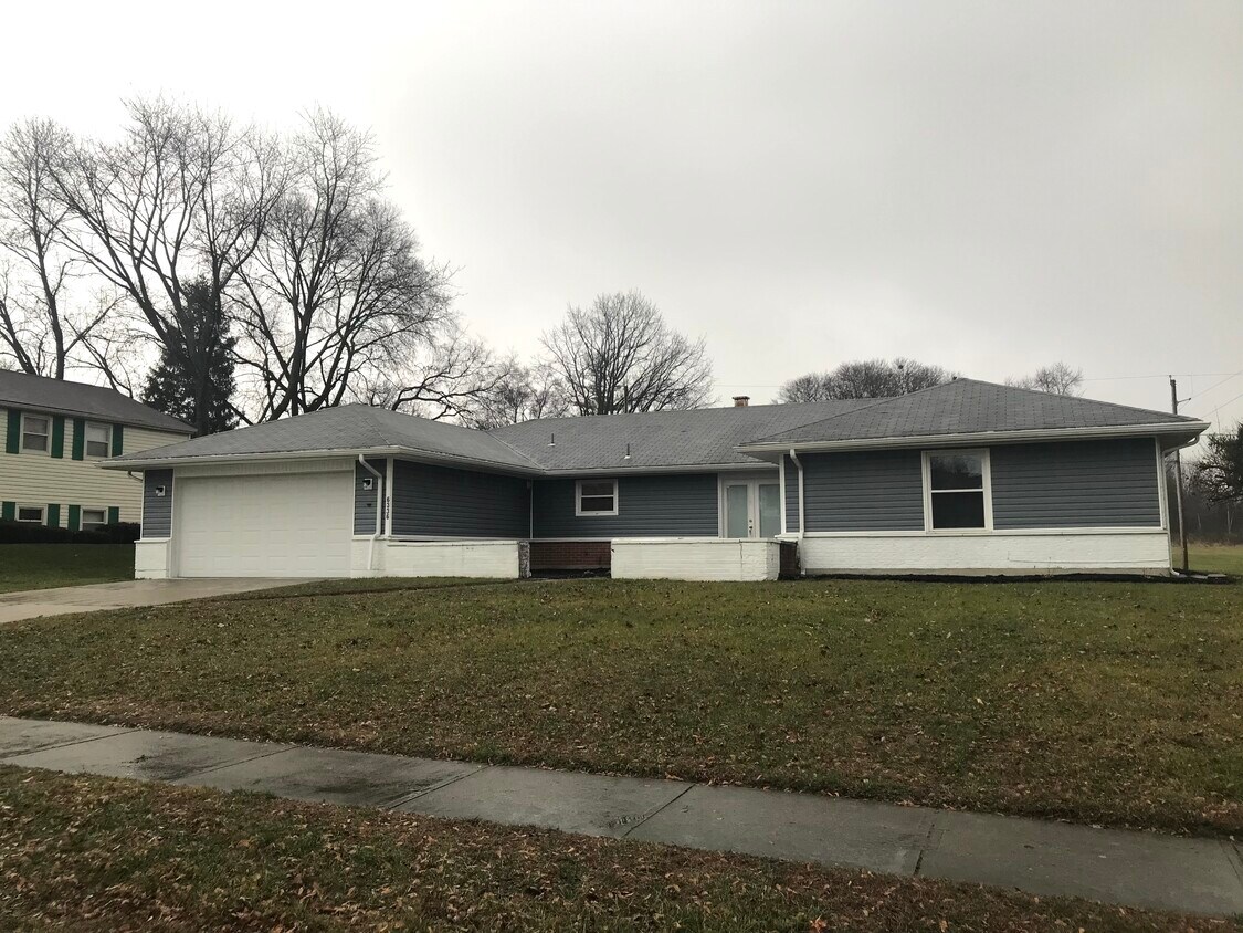 Building Photo - 6336 Noranda Dr