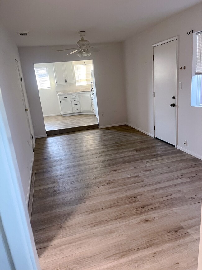 Building Photo - 9575 E Heaney Cir