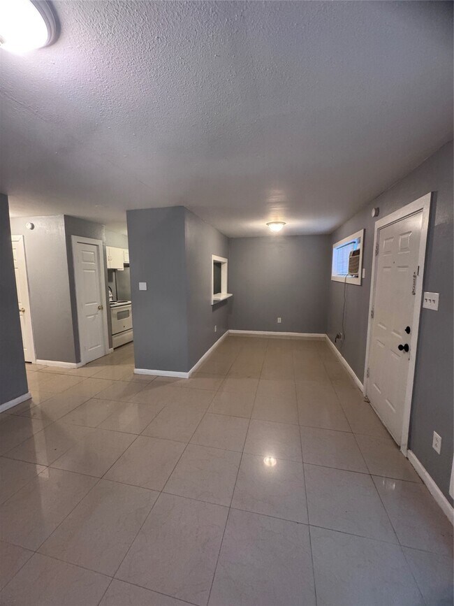 Foto del edificio - 4807 Mallow St