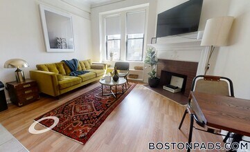 Building Photo - 62 Boylston St