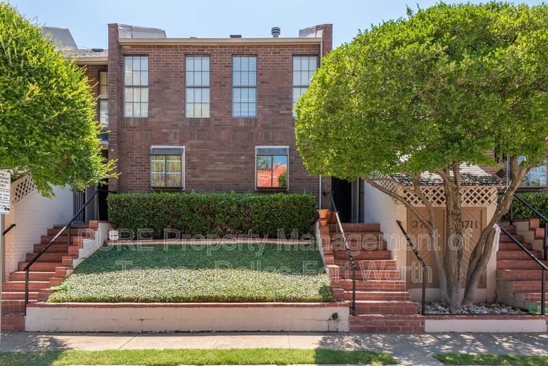 Foto principal - 3709 Routh St