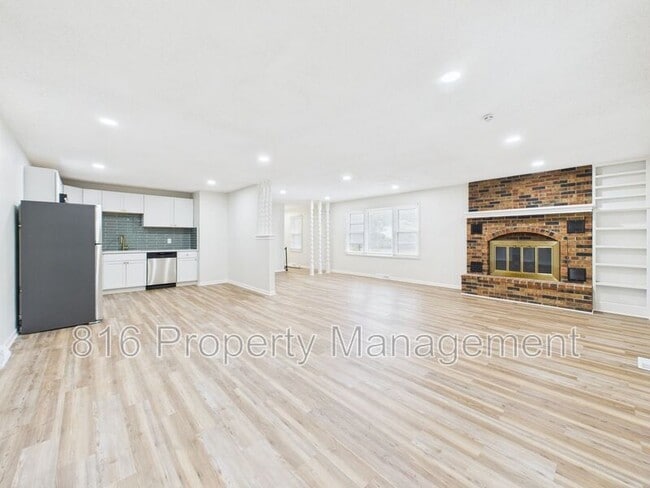 Foto del edificio - 8215 Ruskin Way