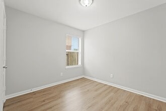 Building Photo - 7126 Montclair Peak Ln