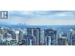 Building Photo - 1068 Hornby St