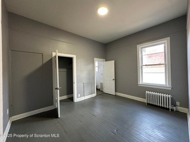 Building Photo - 306 Wyoming Ave