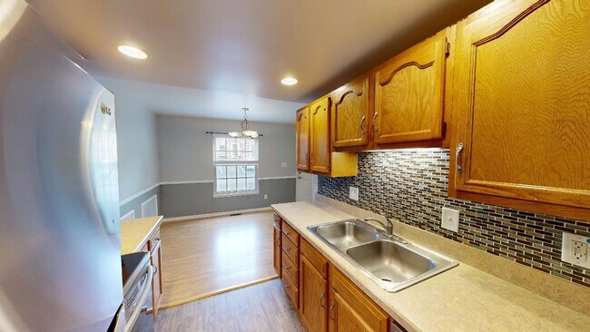 Building Photo - 2543 Scioto View Lane ( 43221)   ARLINGTON...