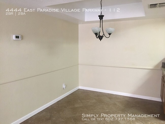 Foto del edificio - 4444 E Paradise Village Pkwy N