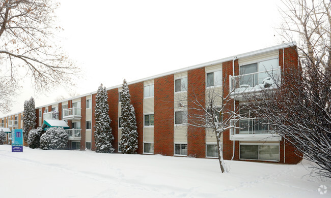 Photo du bâtiment - Wellington Apartments