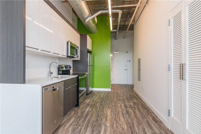 Foto del edificio - 121 Westmoreland Ave