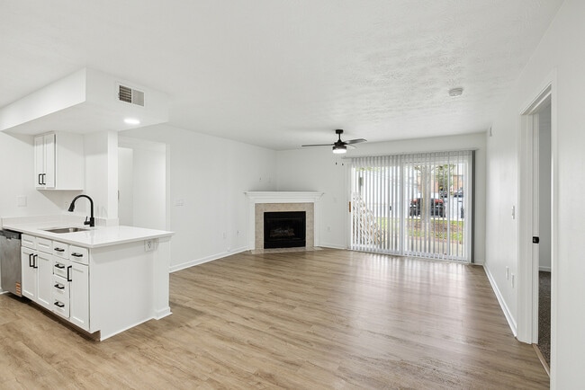 Building Photo - Kennedys Landing