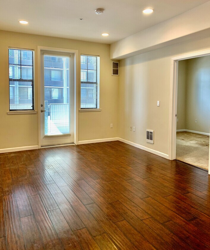Foto principal - 989 Franklin St