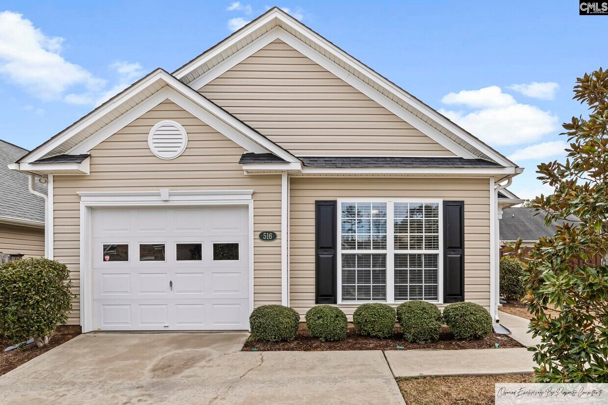 Foto principal - 516 Lanesborough Dr