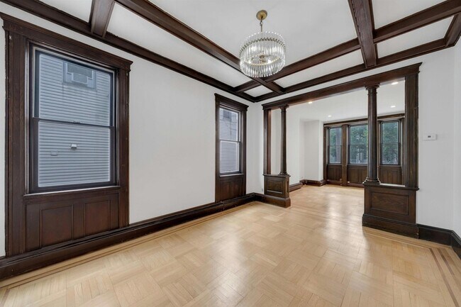 Foto del edificio - 722 27th St