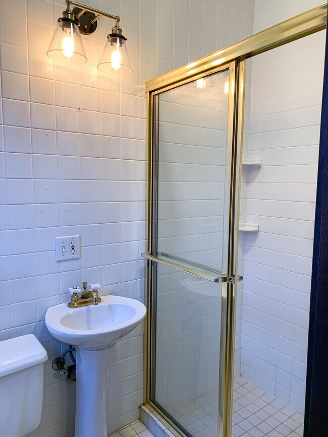 Bath with Shower - 1228 2nd Street NE