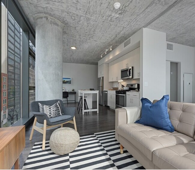 Foto del edificio - 771 S Clark St