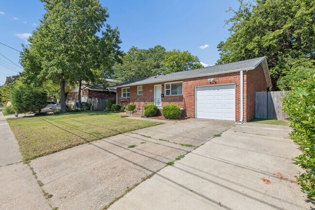 Foto del edificio - 9505 Beaumont St