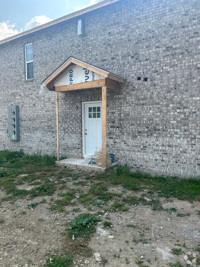 Apartments For Rent in Williamsburg KY with Parking 2 Rentals