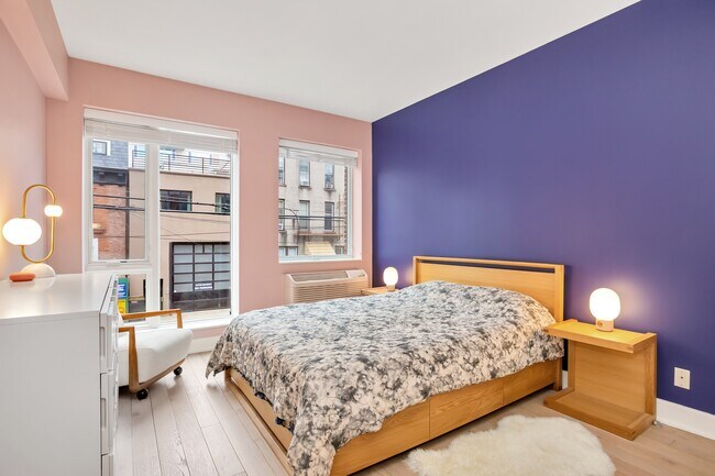 Building Photo - Southern-Facing Furnished 1BR for Rent!