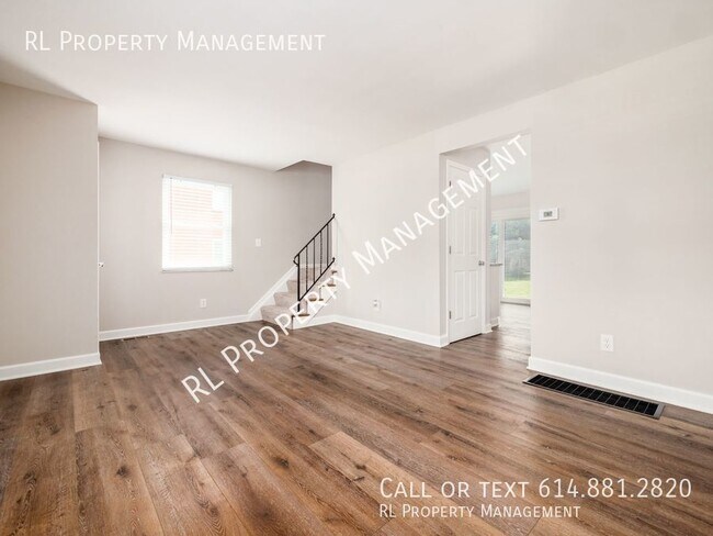 Foto del edificio - Beautiful 3 Bedroom 1.5 Bathroom Townhome
