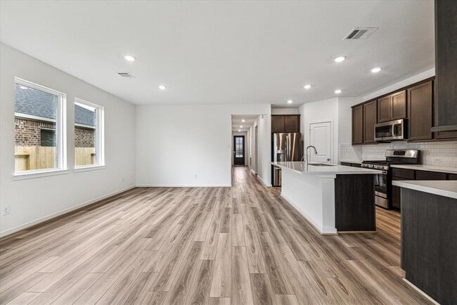 Building Photo - 9614 Angelina Water Dr