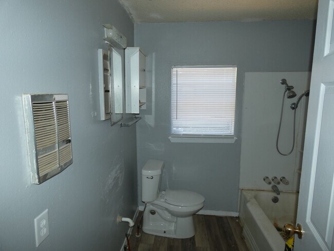 Foto del edificio - 2122 N 6th St