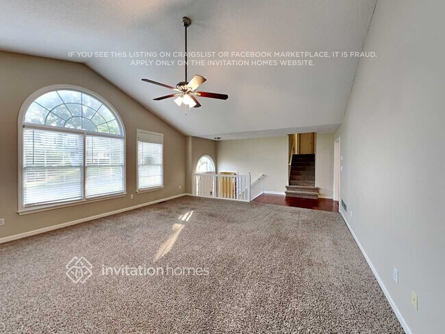 Building Photo - 303 Pamela Pl