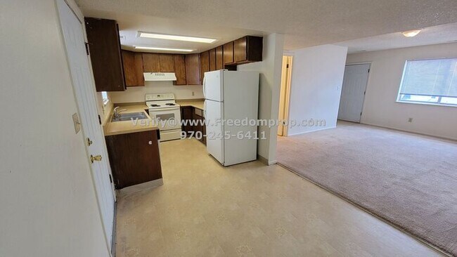 Building Photo - 2908 Dawn Dr