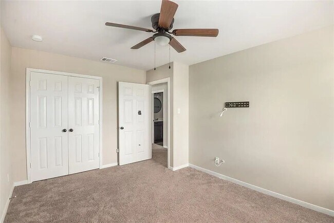Foto del edificio - 6404 Macroom Meadows Ln