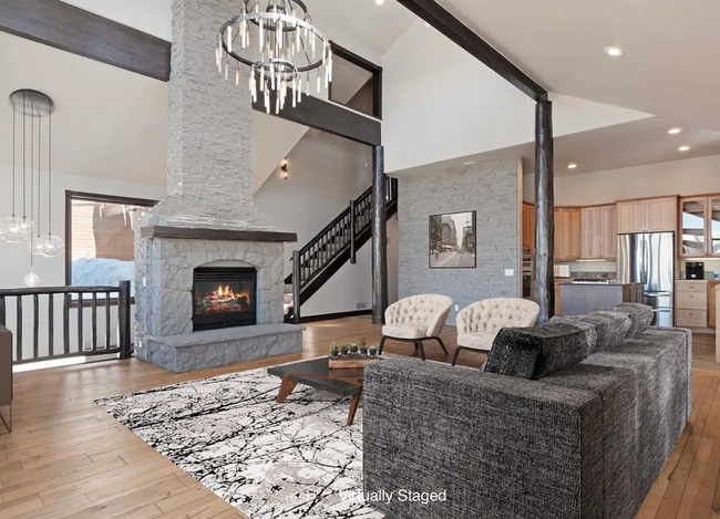 Building Photo - Views, Luxury, Space, Deck, Fireplaces, 4 ...