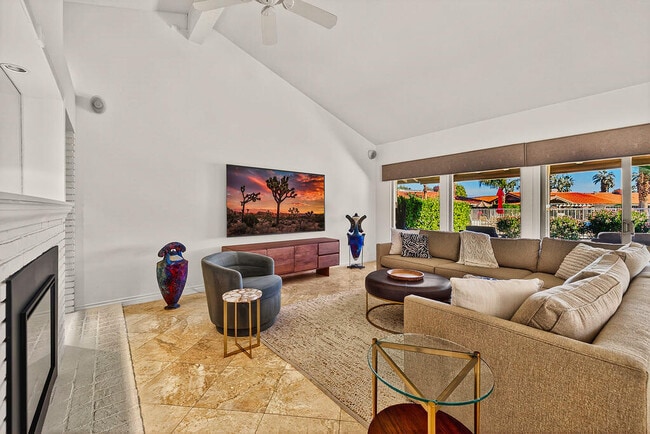 Foto del edificio - 45668 Pueblo Rd