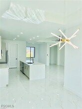 Building Photo - 2200 NW 4th Terrace