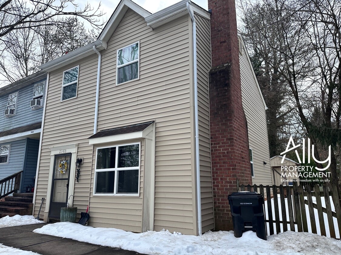 Photo - 2383 Austin Dr (Charlottesville, VA)