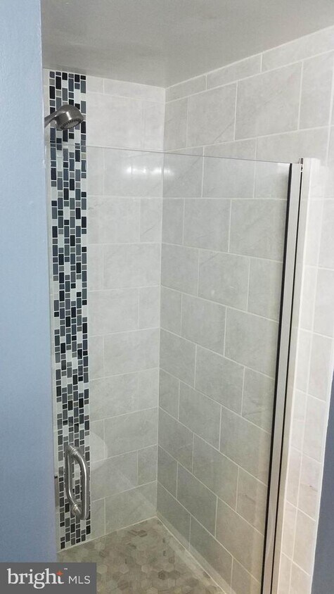 Foto principal - 6220 Edsall Rd