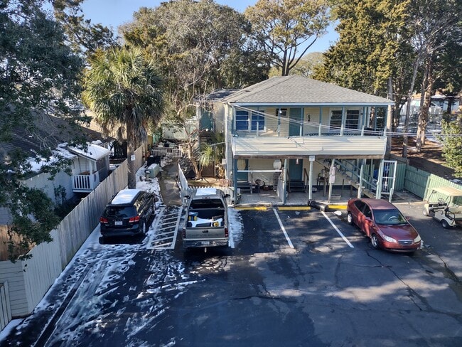 Building Photo - 101 Flagg St