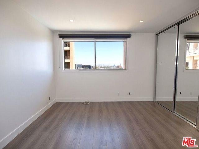 Foto del edificio - 100 South Doheny Drive Apt #708, Los Angel...